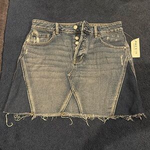 NEVER WORN - PacSun Mini Denim Skirt - Size 26